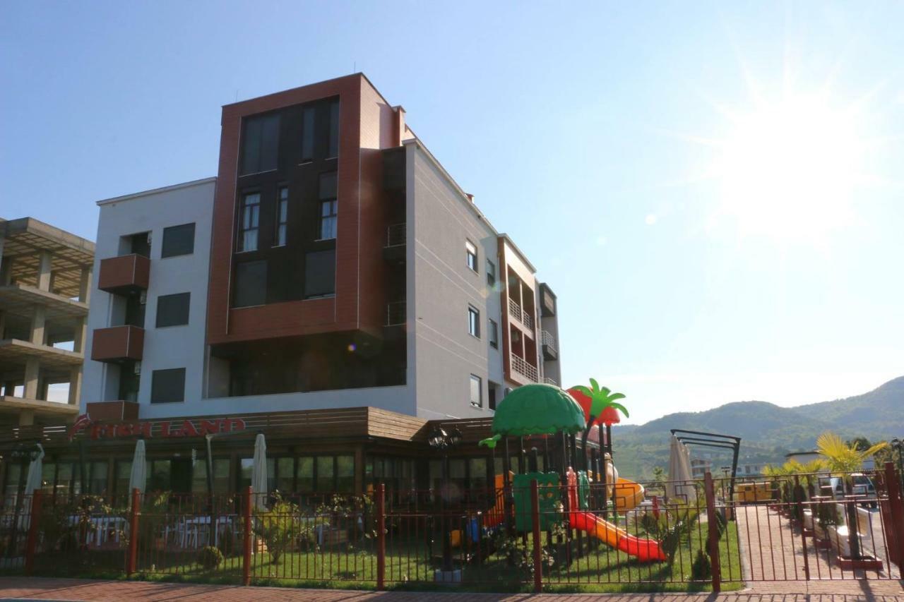 Hotel Fish Land Plazhi San Pietro Exterior foto